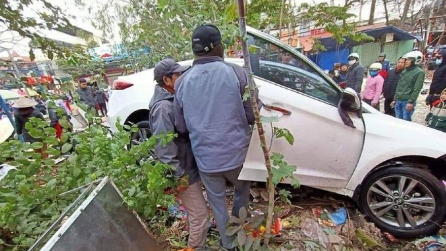 Many injured as car plows into a makeshift market in northern Vietnam